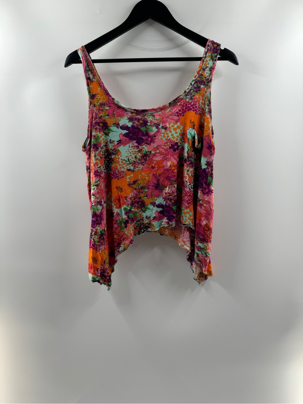 Delia’s Colorful Floral Handkerchief Hem Tank Top – Women’s Large
